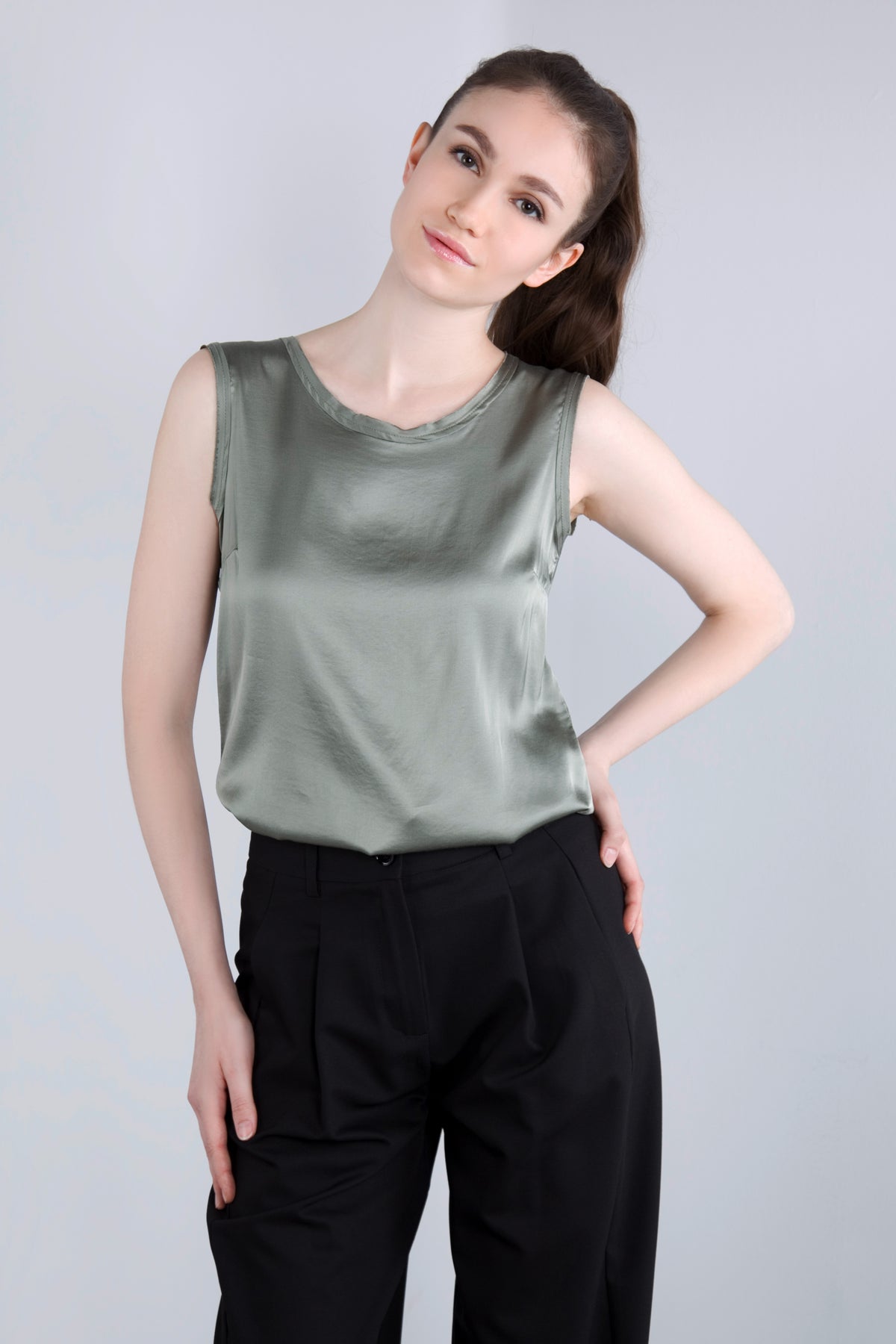 Viscose Satin Top RDE2 salbei