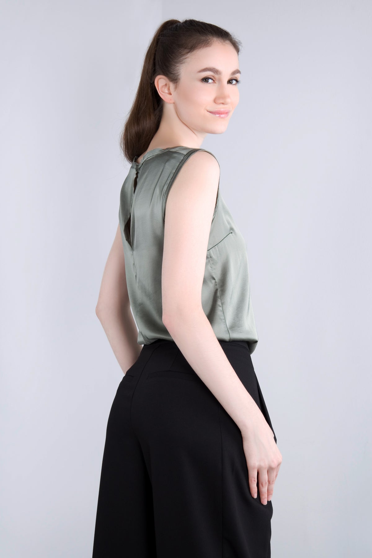 Viscose Satin Top RDE2 salbei