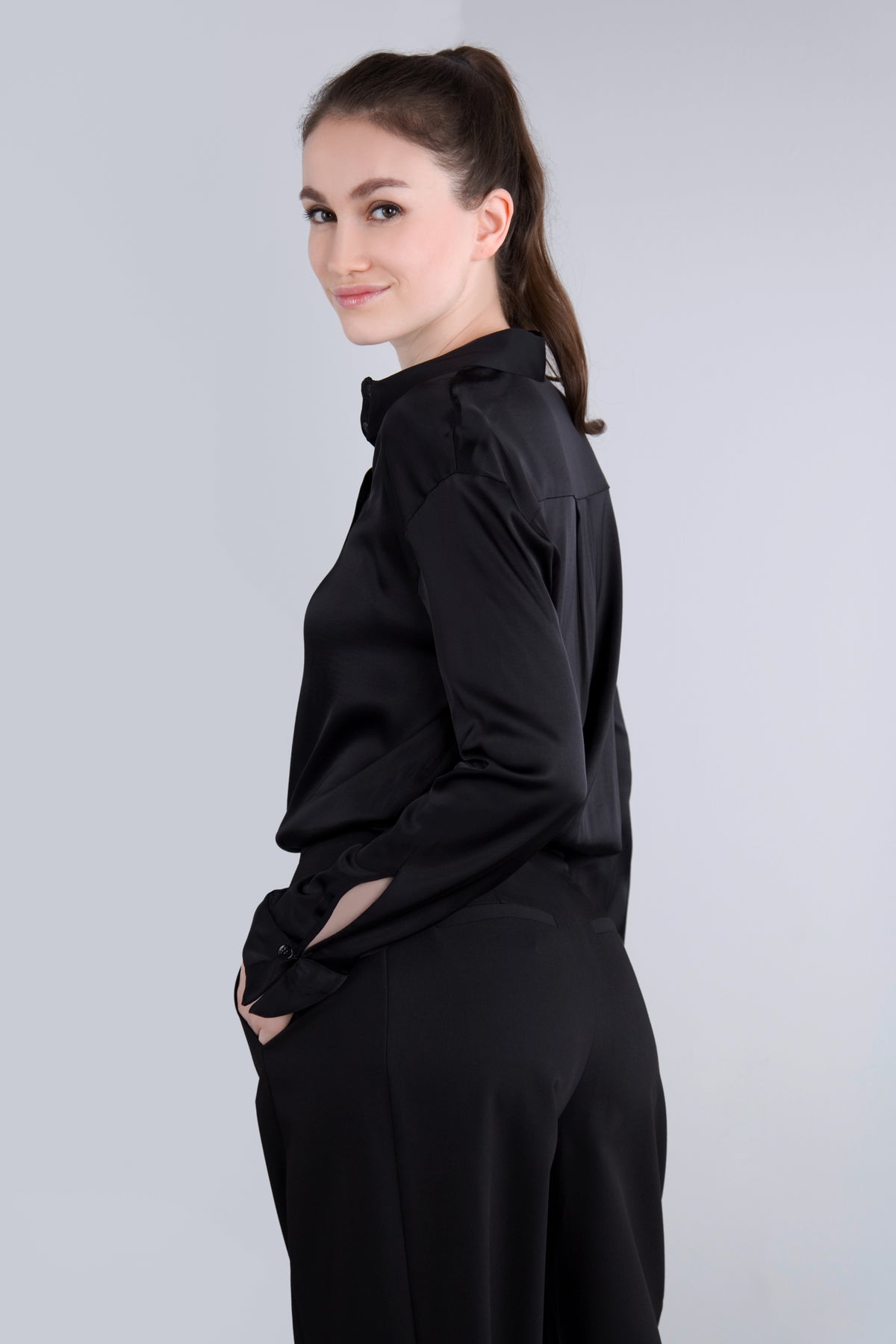 Viscose Satin Bluse CLP3 schwarz