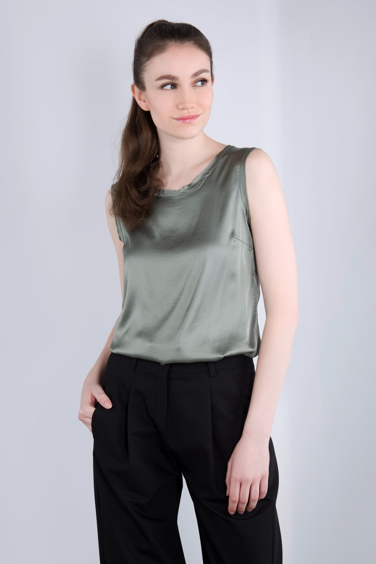 Viscose Satin Top RDE2 salbei