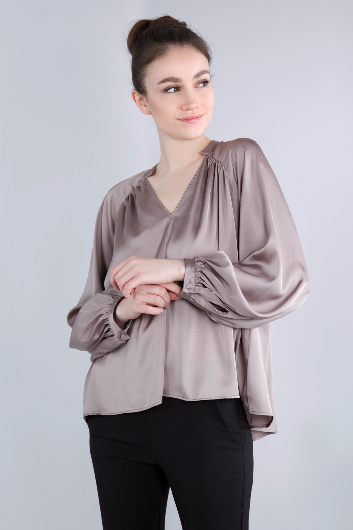 Satin Blusenshirt CMH2 taupe